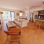 Flora, Mit Eigenem Pool Und Meerblick Дом отдыха Коста Калма