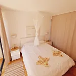 Flora, Mit Eigenem Pool Und Meerblick Дом отдыха *