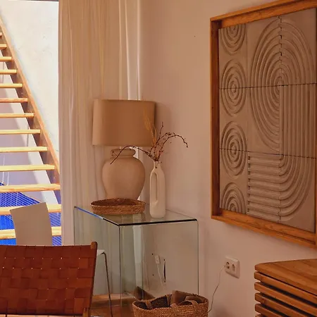 Prázdninový dům Flora, Mit Eigenem Pool Und Meerblick