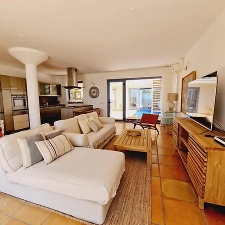 Flora, Mit Eigenem Pool Und Meerblick Prázdninový dům Costa Calma