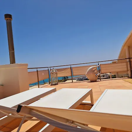 Flora, Mit Eigenem Pool Und Meerblick