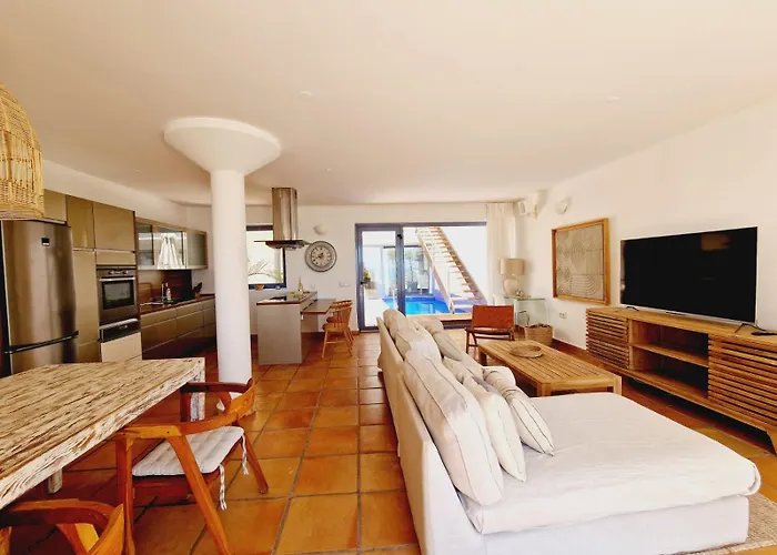 Flora, Mit Eigenem Pool Und Meerblick * Κόστα Κάλμα