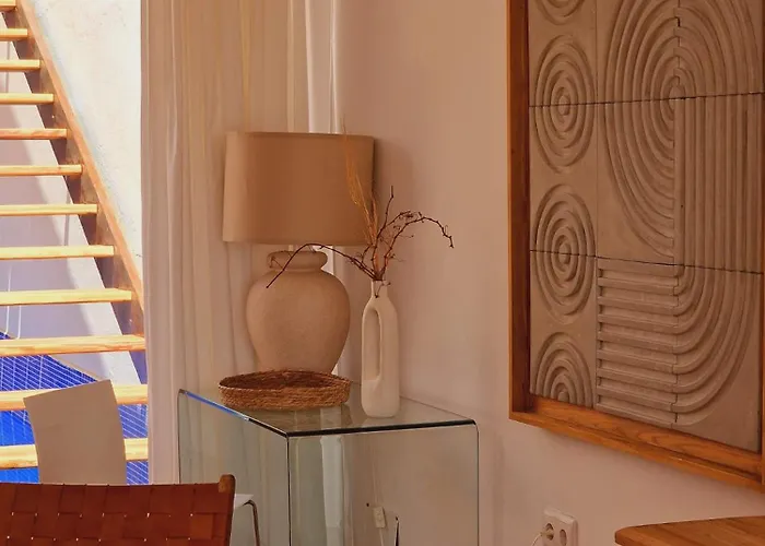 Tatil Evi Flora, Mit Eigenem Pool Und Meerblick