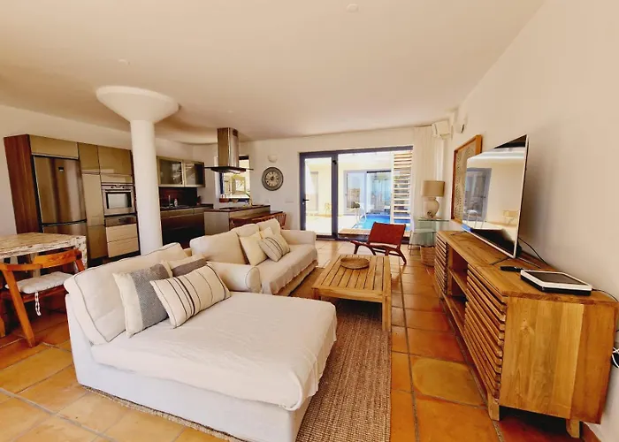 Flora, Mit Eigenem Pool Und Meerblick Tatil Evi Costa Calma