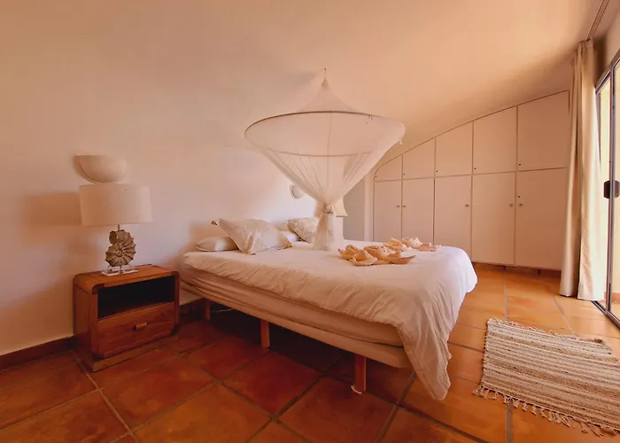 Flora, Mit Eigenem Pool Und Meerblick Κόστα Κάλμα