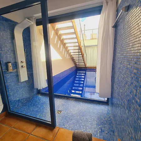 Flora, Mit Eigenem Pool Und Meerblick Tatil Evi