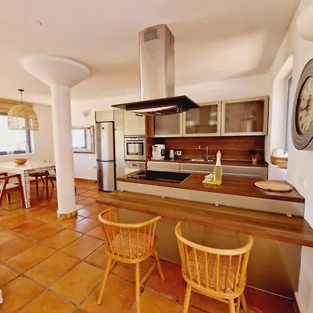 Ferienhaus Flora, Mit Eigenem Pool Und Meerblick *